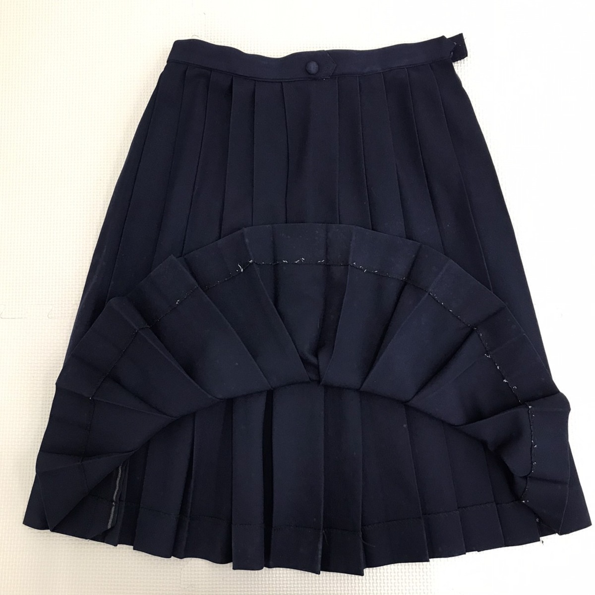 K715#(中古) 兵庫県 賢明女子学院中学校・高校 (旧制服) 2点 K715#(中古) 兵庫県 賢明女子学院中学校・高校 (旧制服) 2点