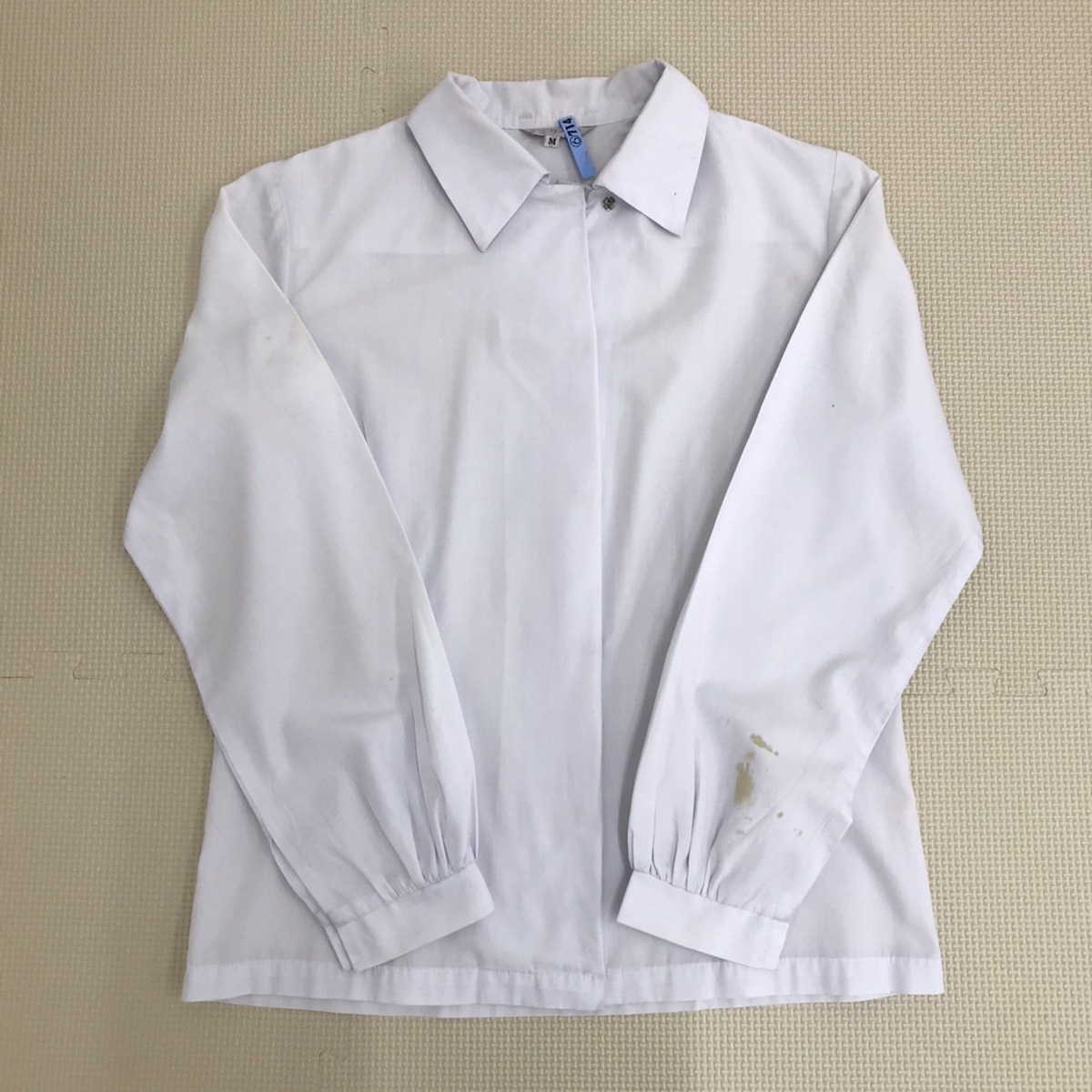 K715#(中古) 兵庫県 賢明女子学院中学校・高校 (旧制服) 2点 K715#(中古) 兵庫県 賢明女子学院中学校・高校 (旧制服) 2点