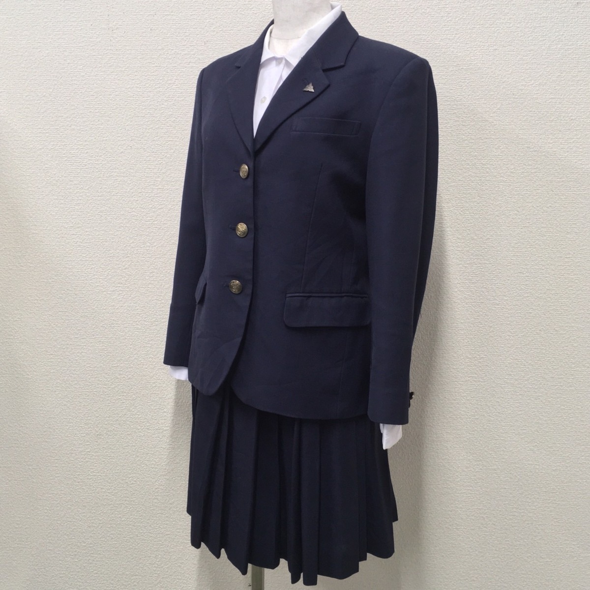 流行り の ブランド - 2024年おすすめのアイテム満載 A875 /校章付/160A/W60 3点セット 井口高校 広島県 (中古) 学生服