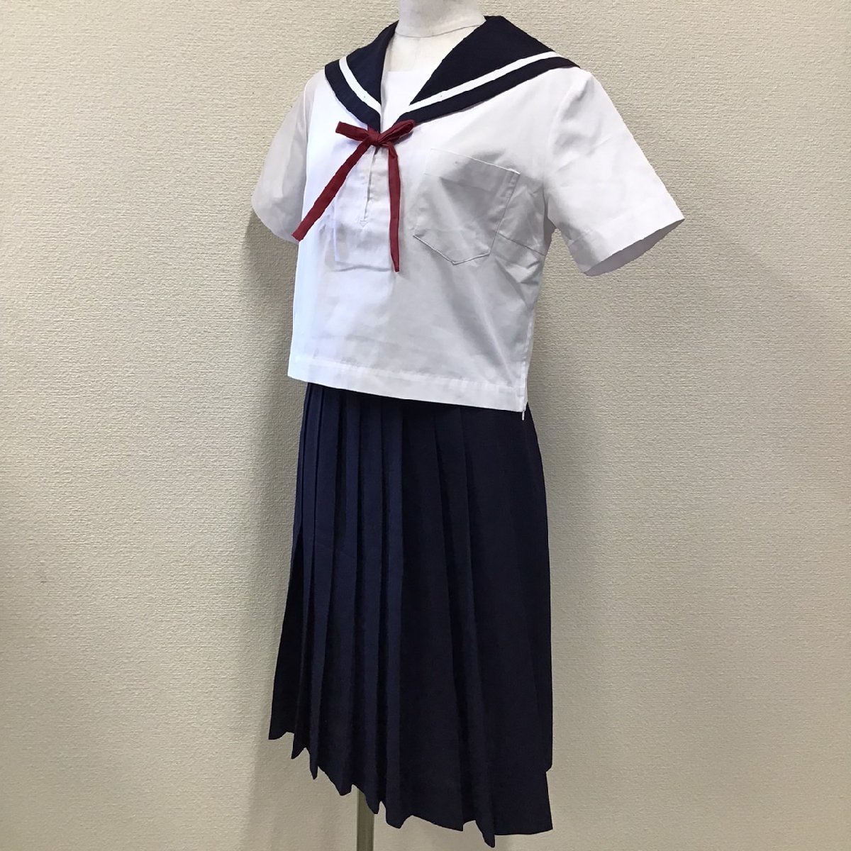 Yahoo!オークション - O788 (中古) 校名不明 セーラー服 3点 Yahoo!オークション - O788 (中古) 校名不明 セーラー服 3点