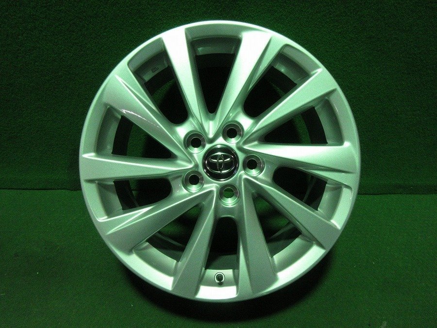 新車外し☆トヨタ カムリ 70系 後期 純正ホイール 17インチ 17×7.5J +