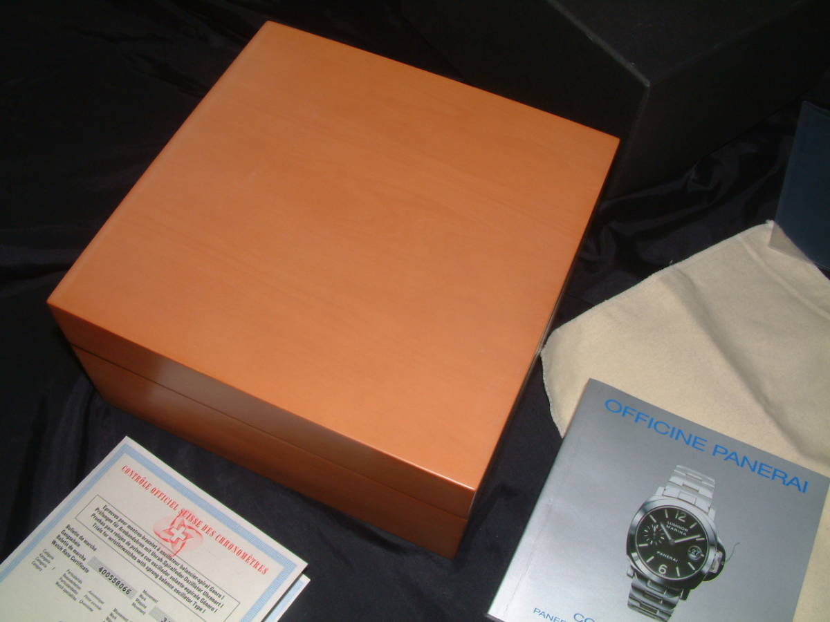 本物パネライ時計用BOX&付属品一式 ケース.箱.ボックスPANERAIその3 本物パネライ時計用BOX&付属品一式 ケース.箱.ボックスPANERAIその3