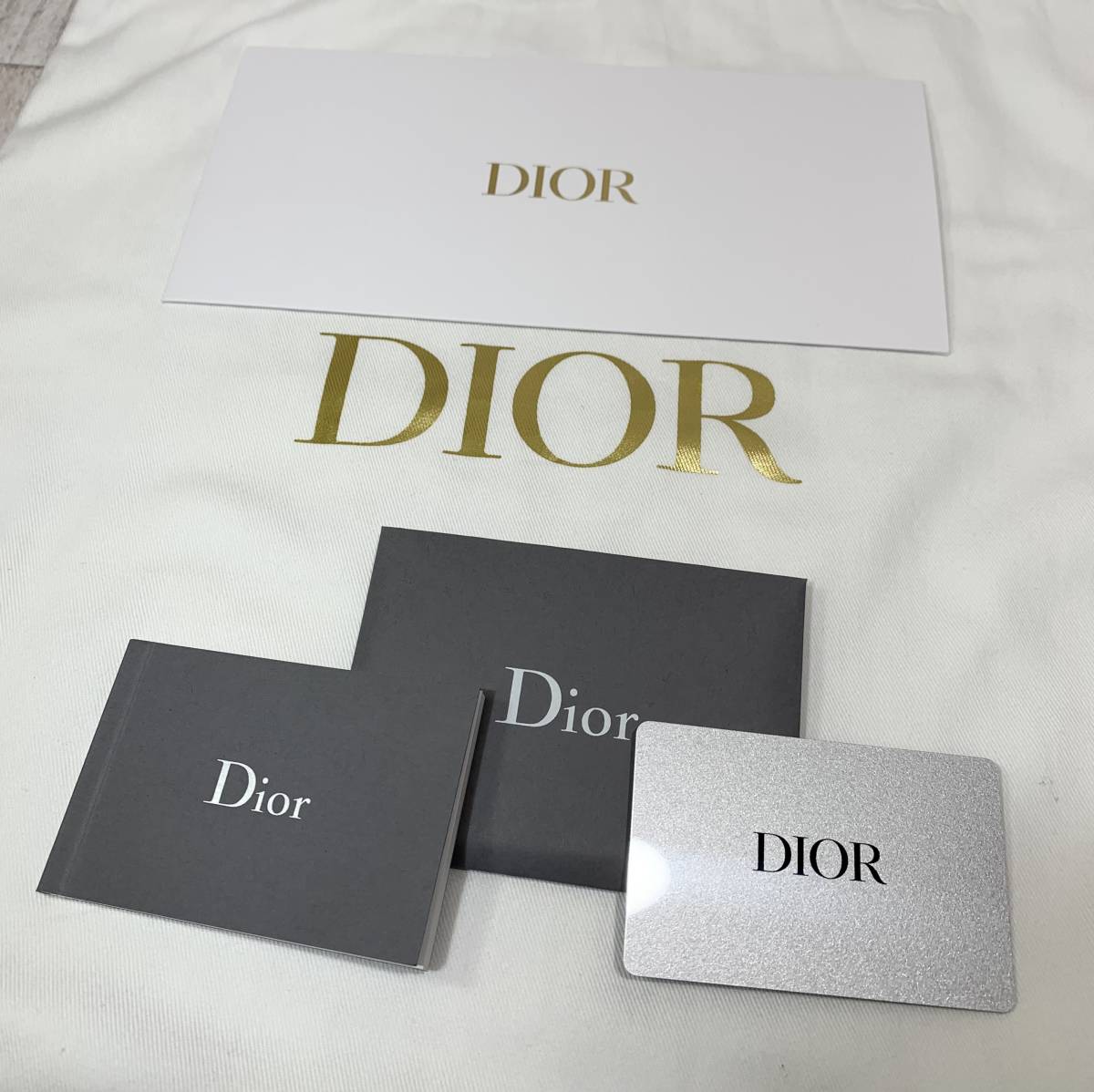 【国内完売品/新色限定カラー/新作/国内正規品】DIOR ディオール DIOR BOOK TOTE スモールバッグ/レッド ディオール オブリーク ジャカード_画像8