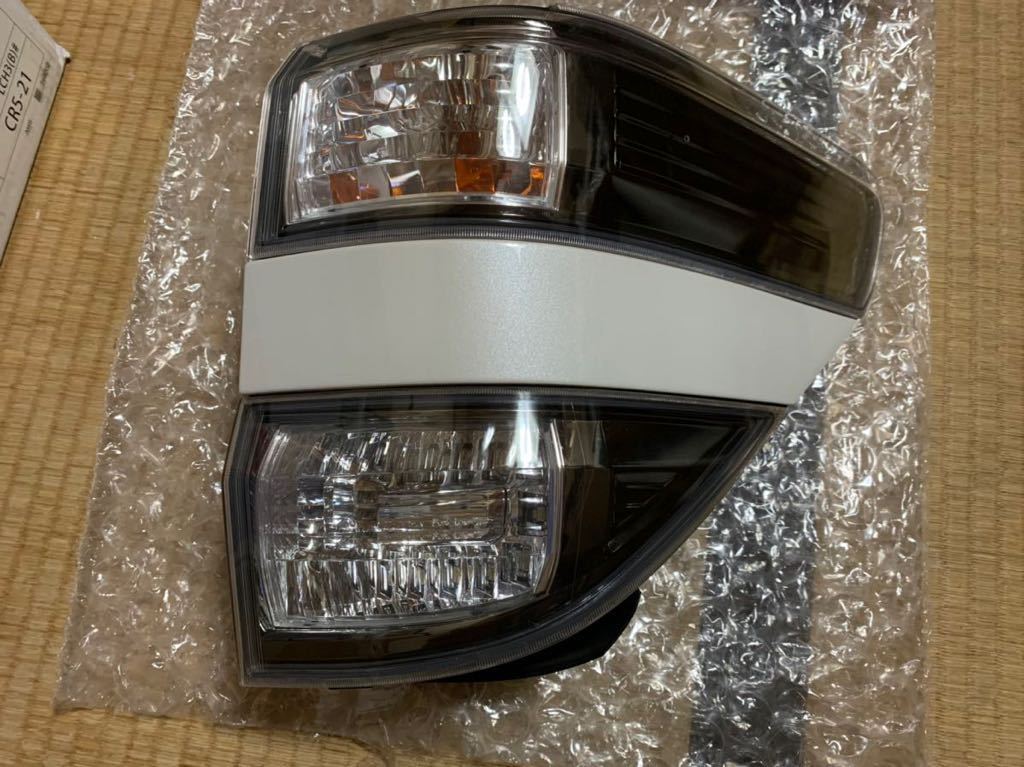 16 良品 点灯確認済み 20系 トヨタ ヴェルファイア テールランプ