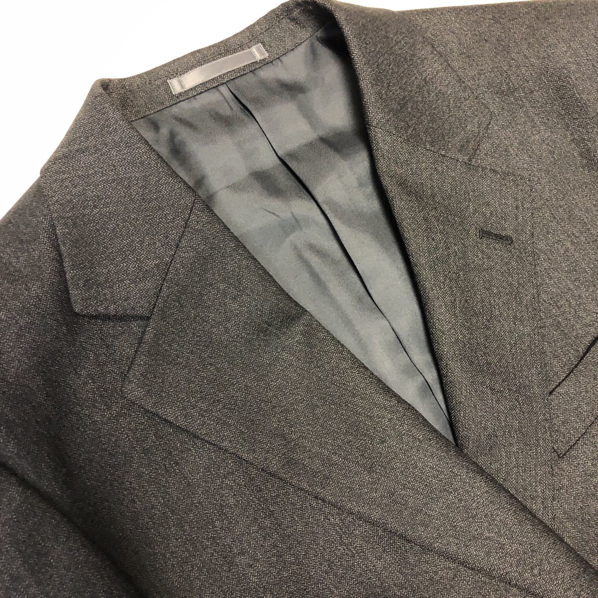 【本台場仕立て★サイズA5】新品タグ付き カネボウ・オム・ナノペル 2つボタンシングルスーツ グレー系 一流の光沢 格安★高品質_画像3
