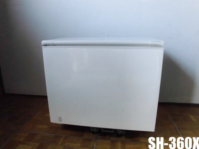 厨房 サンデン 業務用 冷凍ストッカー 冷凍庫 アイスケース チェストフリーザー SH-360X 100V 358L 冷凍食品約185kg 上開き  庫内灯