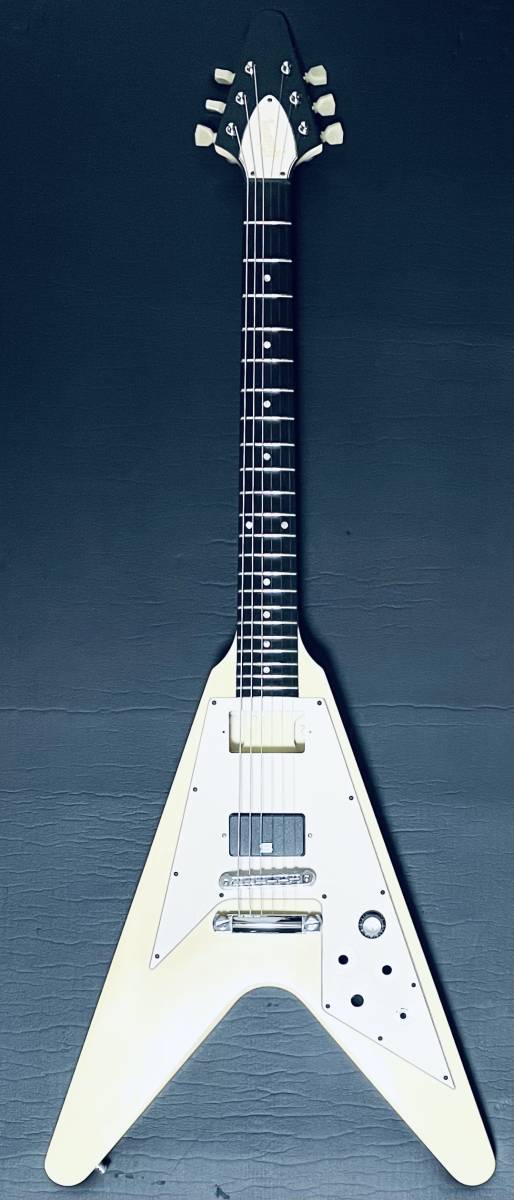 Yahoo!オークション - Gibson Flying V Classic White Yahoo!オークション - Gibson Flying V Classic White