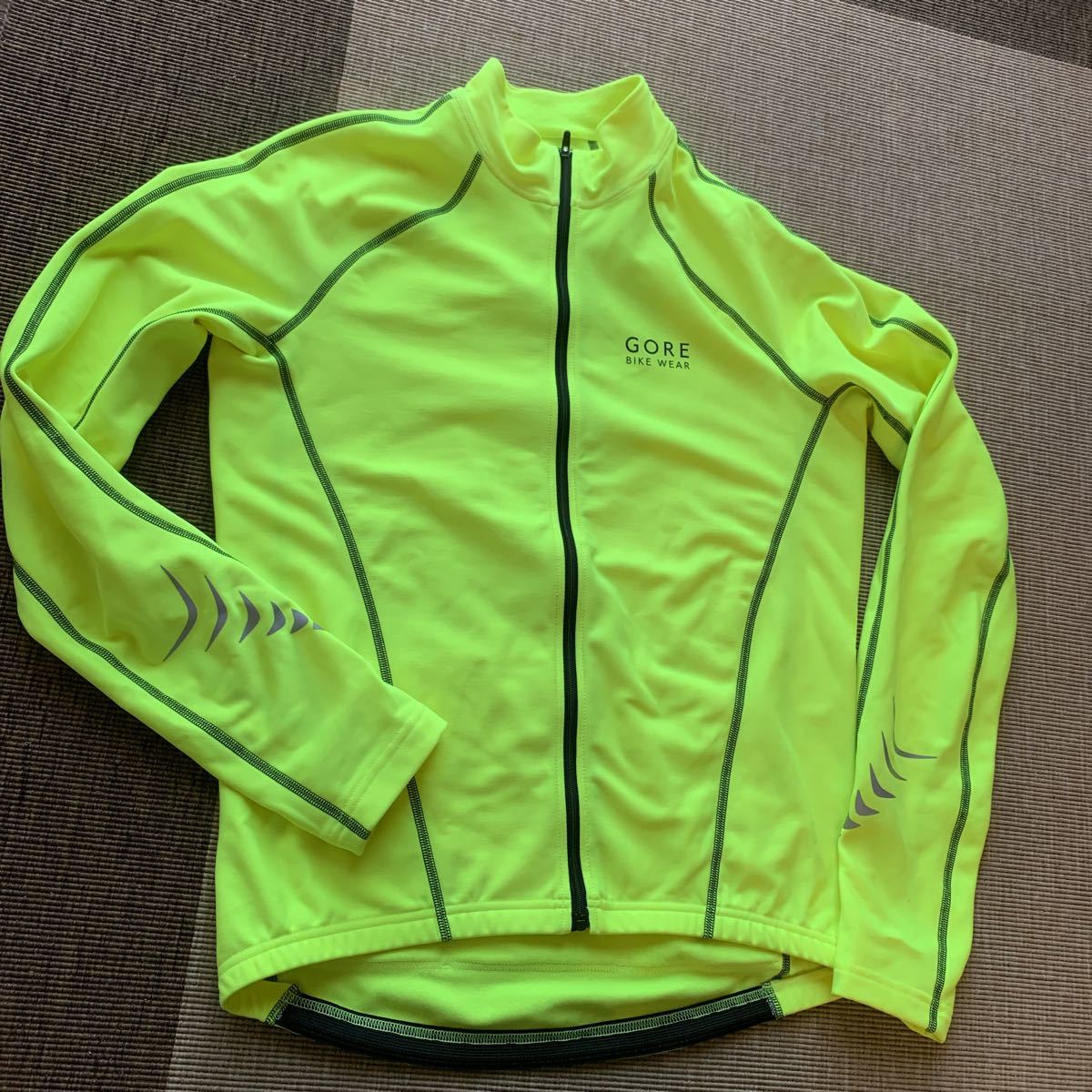 ☆GORE BIKE WEAR ロングスリーブジャージ M size 蛍光黄色 GORE 裏起毛 サイクルジャージ 美品 ロードバイク STREETS OF RAGE