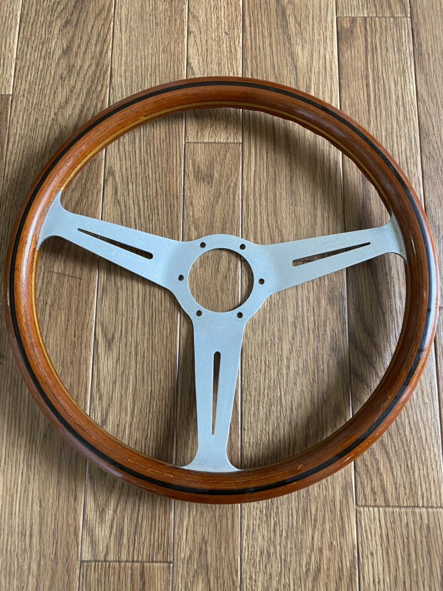定番 NARDI classic ウッドステアリング 365mm 美品 equaljustice.wy.gov