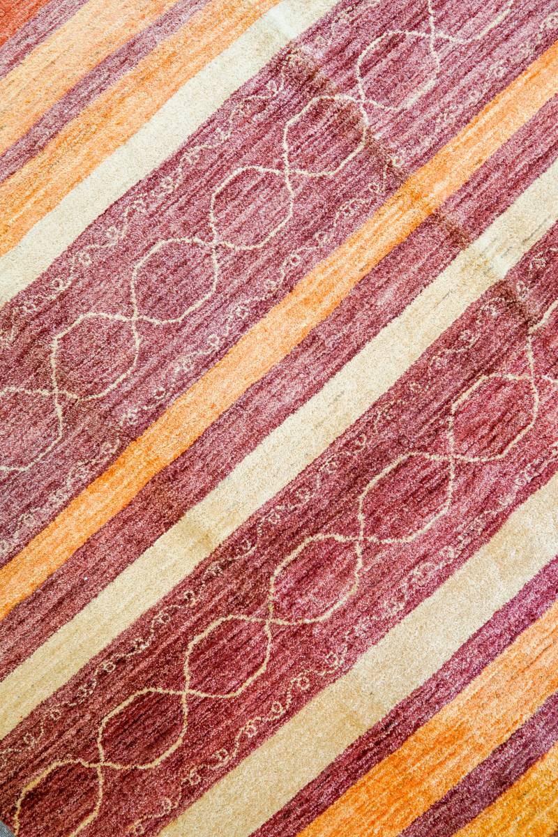 パキスタン ガズニウール size 244×172cm 遊牧民 手織り絨毯｜PayPayフリマ