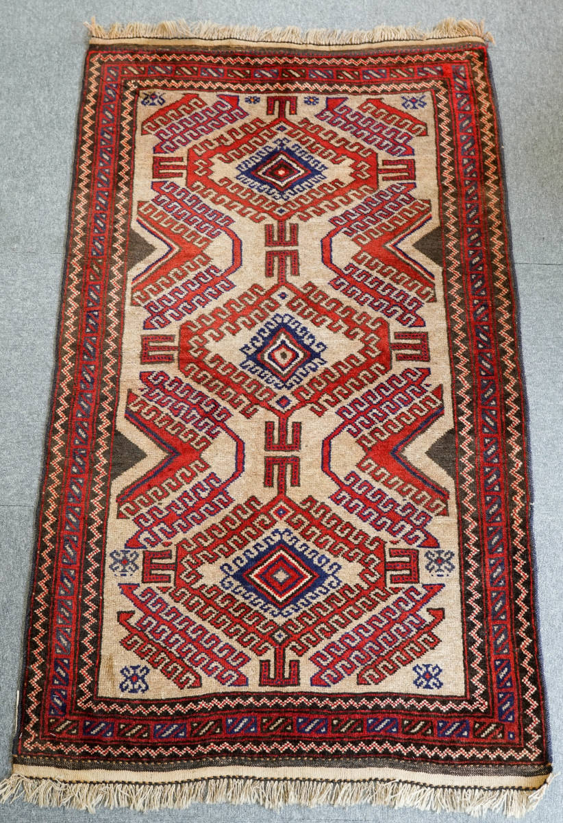 アフガニスタン 手織り絨毯 トライバルラグ size:145×85cm www