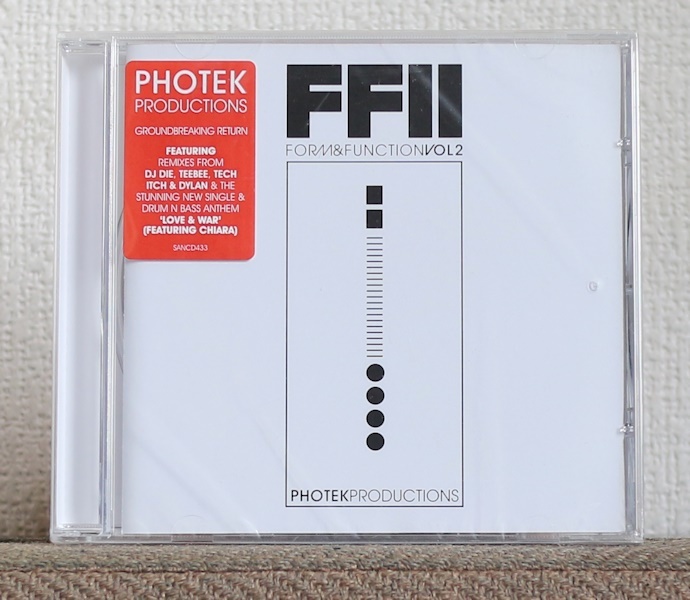 品薄/CD/フォーテック/フォーム＆ファンクション 2/Photek/Form & Function 2/DJ Die/TeeBee/Tech Itch and Dylan/Chiara/ドラムンベース_画像1