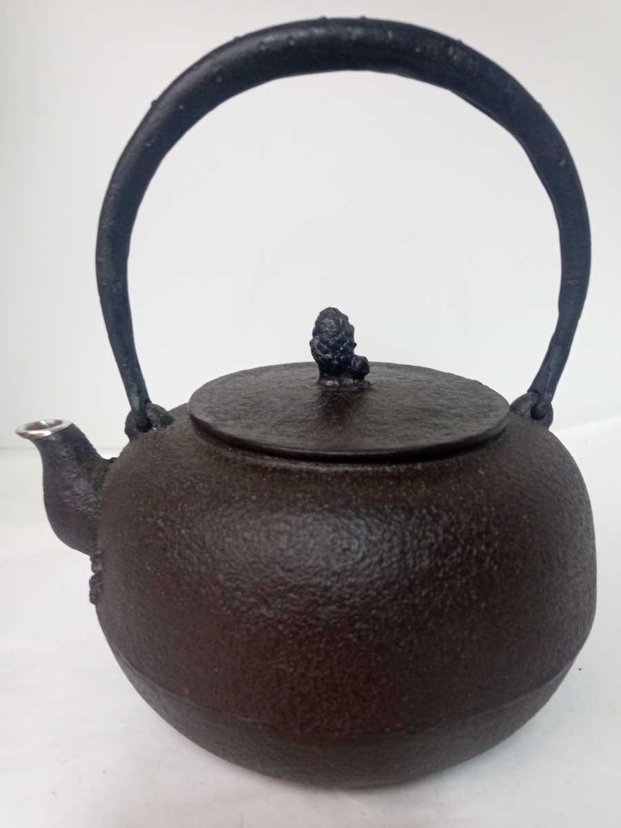 【12月スーパーSALE 15%OFF】アンティーク/コレクション買い保障できる 鉄瓶、1.2L,銀象嵌、山形あらい工房 鉄製 工芸品