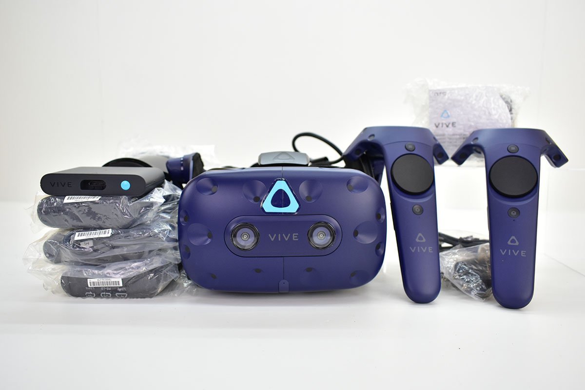 HTC VIVE VR ゴーグル ヘッドマウントディスプレイ-