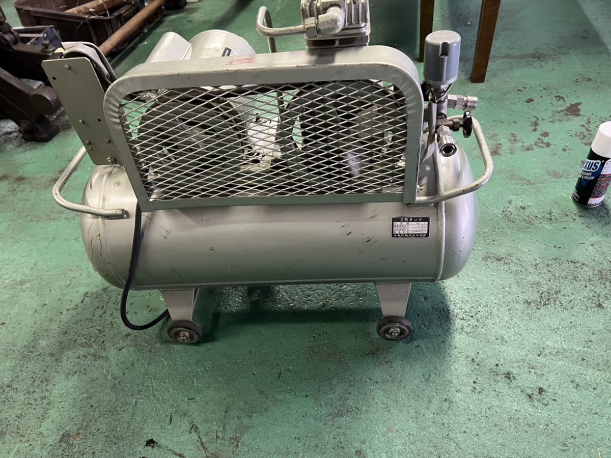 小型で超便利】日立 ベビコン HITACHI エアーコンプレッサー 0.4 小型で超便利】日立 ベビコン HITACHI エアーコンプレッサー 0.4