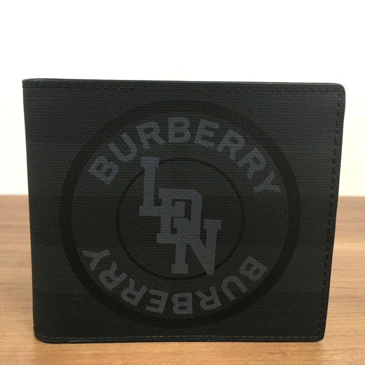 ☆送料無料☆ 未使用品 BURBERRY 二つ折り財布 ブラック×グレー メンズ コンパクトウォレット 136_画像8