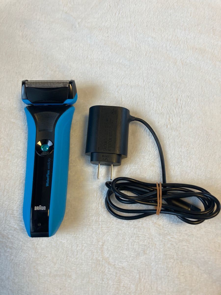 ブラウン WaterFlex メンズ電気シェーバー 3枚刃 WF2s ブルー お風呂剃り可