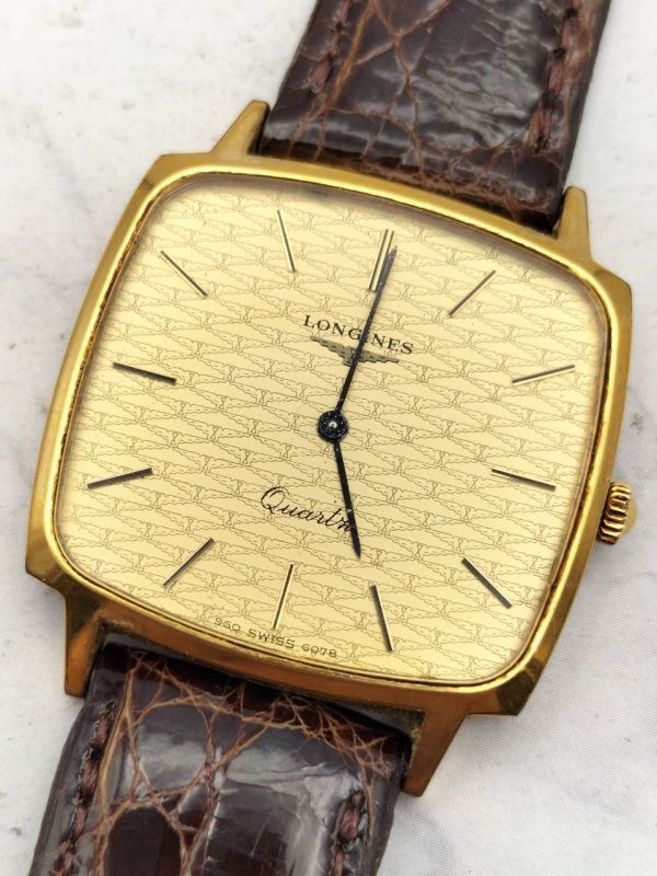 T1496 1円～ 不動品 ロンジン LONGINES クオーツ 腕時計 スクエア型 ゴールド文字盤 メンズ/レディース ぺア 社外革ベルト 2点セット_画像7