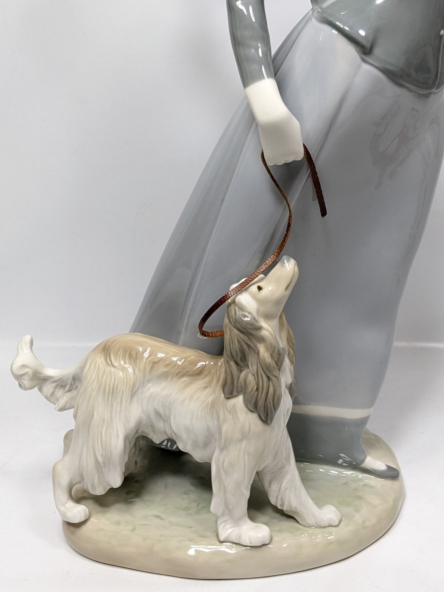 【絶版】LLADRO ショールの貴婦人 磁器人形 陶器 スペイン