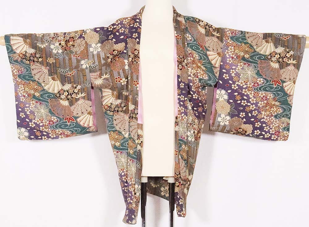 秋 冬用 和装コート 羽織 正絹 紫 緑 花扇子 桜 菊 紅葉 Mサイズ A4873 送料無料 美品
