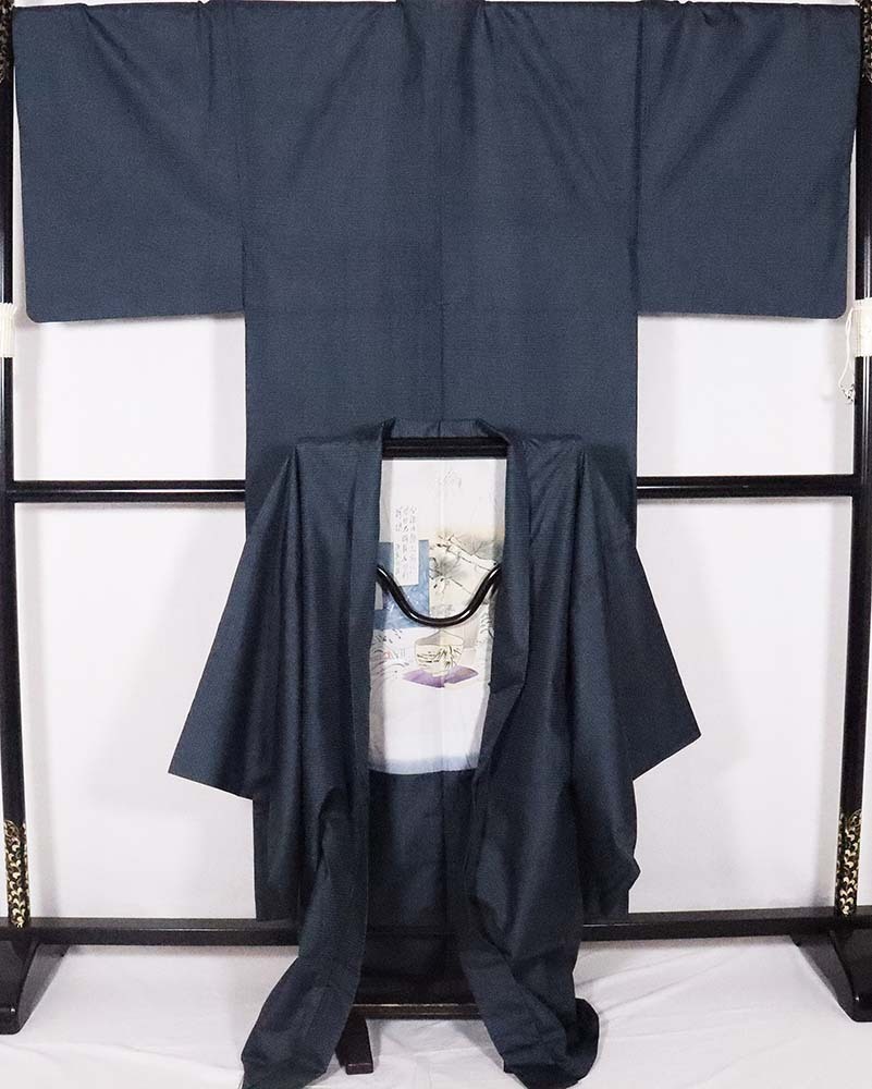 絶対一番安い 紳士用 MY3371【美品】男性和服 L寸 裄丈71cm 身丈148cm 紺小亀甲 正絹 大島紬アンサンブル 【送料無料】紳士用 シルク ギフト 父の日 一般 絶対一番安い 紳士用 MY3371【美品】男性和服 L寸 裄丈71cm 身丈148cm 紺小亀甲 正絹 大島紬アンサンブル 【送料無料】紳士用 シルク ギフト 父の日 一般
