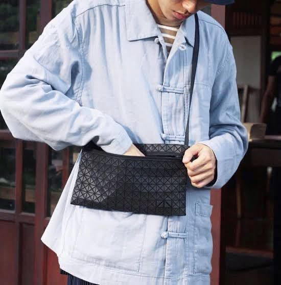 バオバオイッセイミヤケ BAO BAO ISSEY MIYAKE SASH ブラック バオバオ