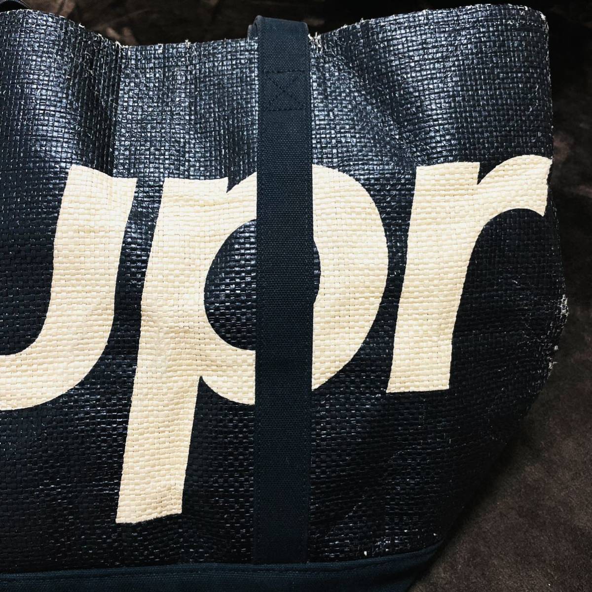 Supreme Raffia Tote Bag Black White 20ss 黒 白 ラフィア トート バッグ ビッグロゴ デカロゴ 手提げバッグ ボックスロゴ_画像4