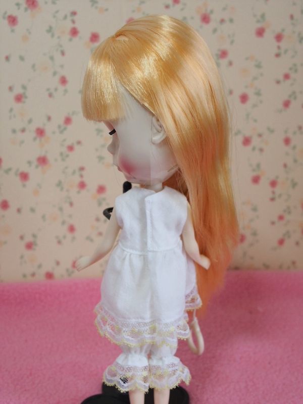  hand made * Neo Blythe / Licca-chan size . Western-style clothes set doll / out Fit / costume / dress / doll clothes / negligee / pyjamas / One-piece / embroidery 