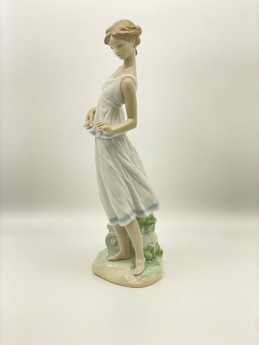 *＊ LLADRO リャドロ ＊* FLOWERS FOR A GODDESS 'PRIVILEGE EDITION' Figurine No. 7709 フラワーズフォアアゴッデス フィギュリン *L36_画像3