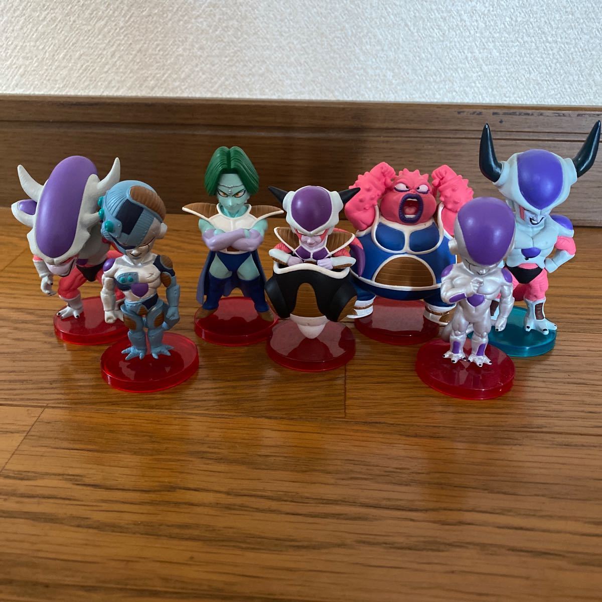 ドラゴンボール ワールドコレクタブルフィギュア フリーザ ザーボン