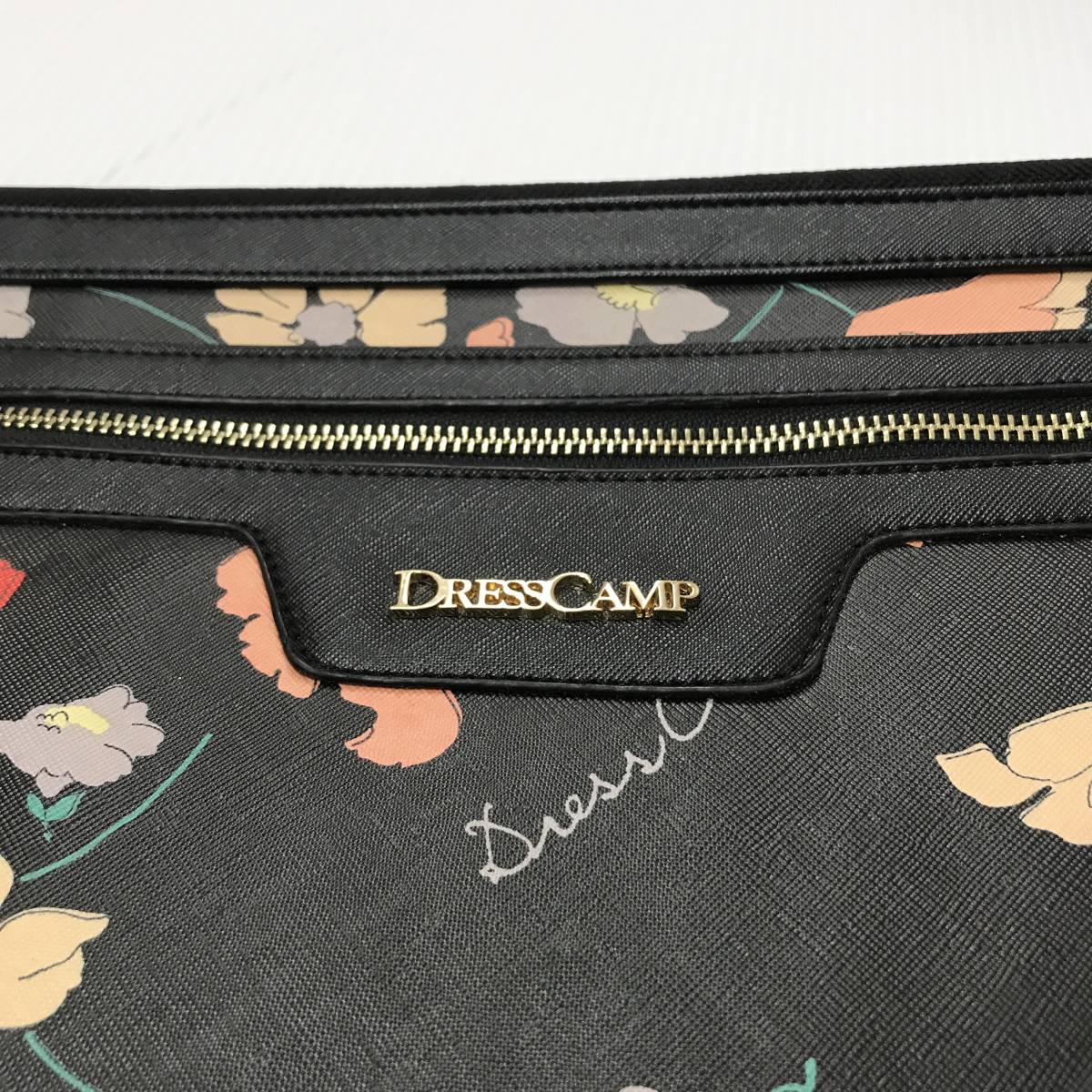 未使用品 /F/ DRESSCAMP ホワイト クラッチバッグ ドレスキャンプ ブラック タグ メンズ レディース セカンドバッグ ストリート 花柄 黒 白