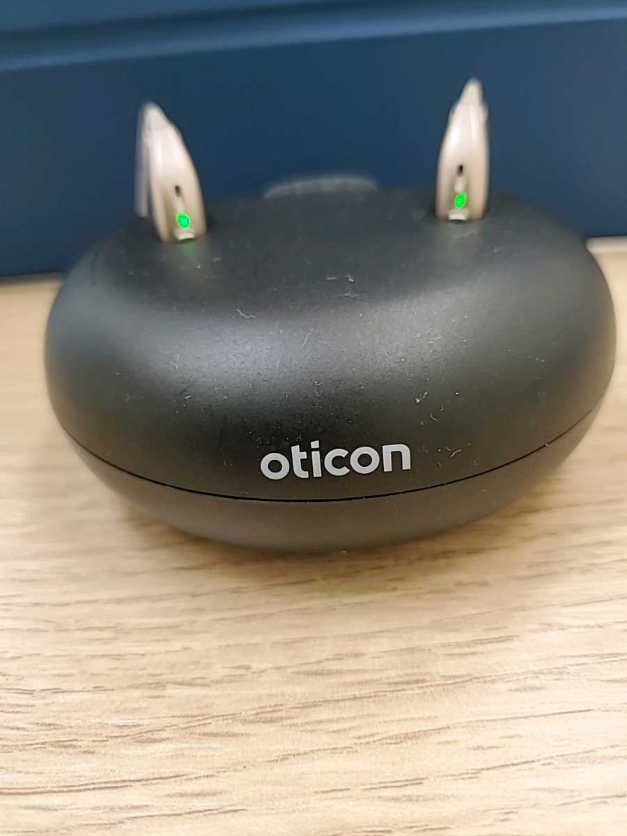◎【通電確認済み】oticon 補聴器 オーティコン 動作未確認 www
