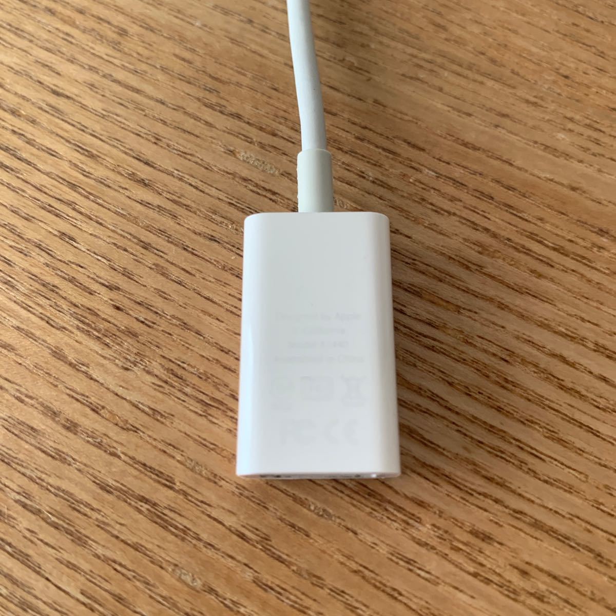 Apple Lightning USBカメラ 変換アダプタ