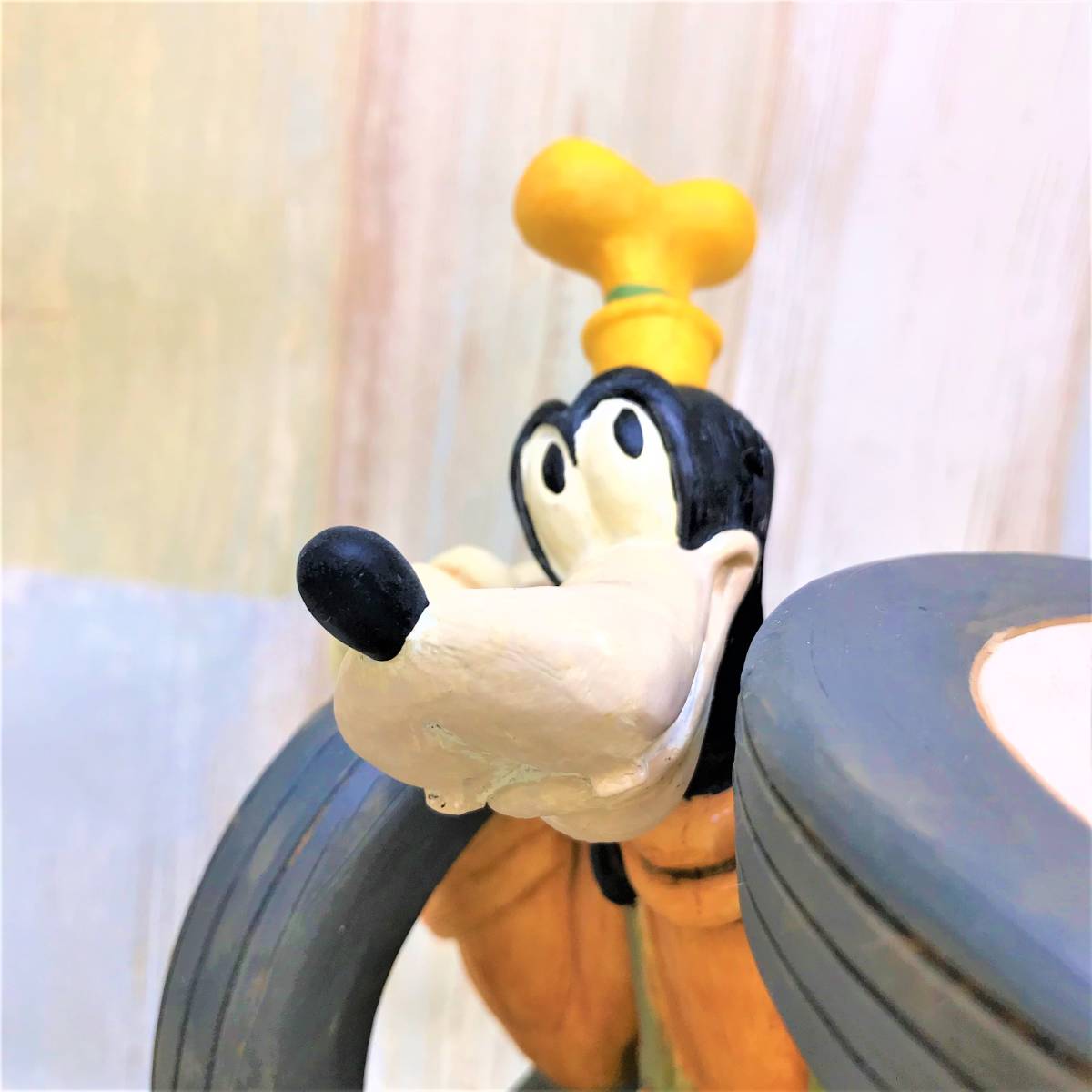 レア★グーフィー Goofy 花台 スタンド 置き台 セトクラフト タイヤ 陶器製 フィギュア★ディズニー Disney TDL _画像3