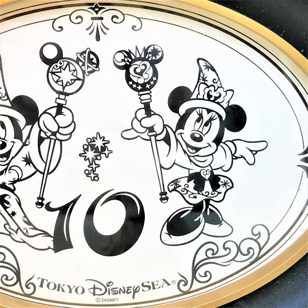 レア ディズニーシー開園10周年記念 ミッキーマウス ミニーマウス Micky Mouse 切り絵風 影絵 壁掛け 額縁 Disney Tds ディズニー 売買されたオークション情報 Yahooの商品情報をアーカイブ公開 オークファン Aucfan Com