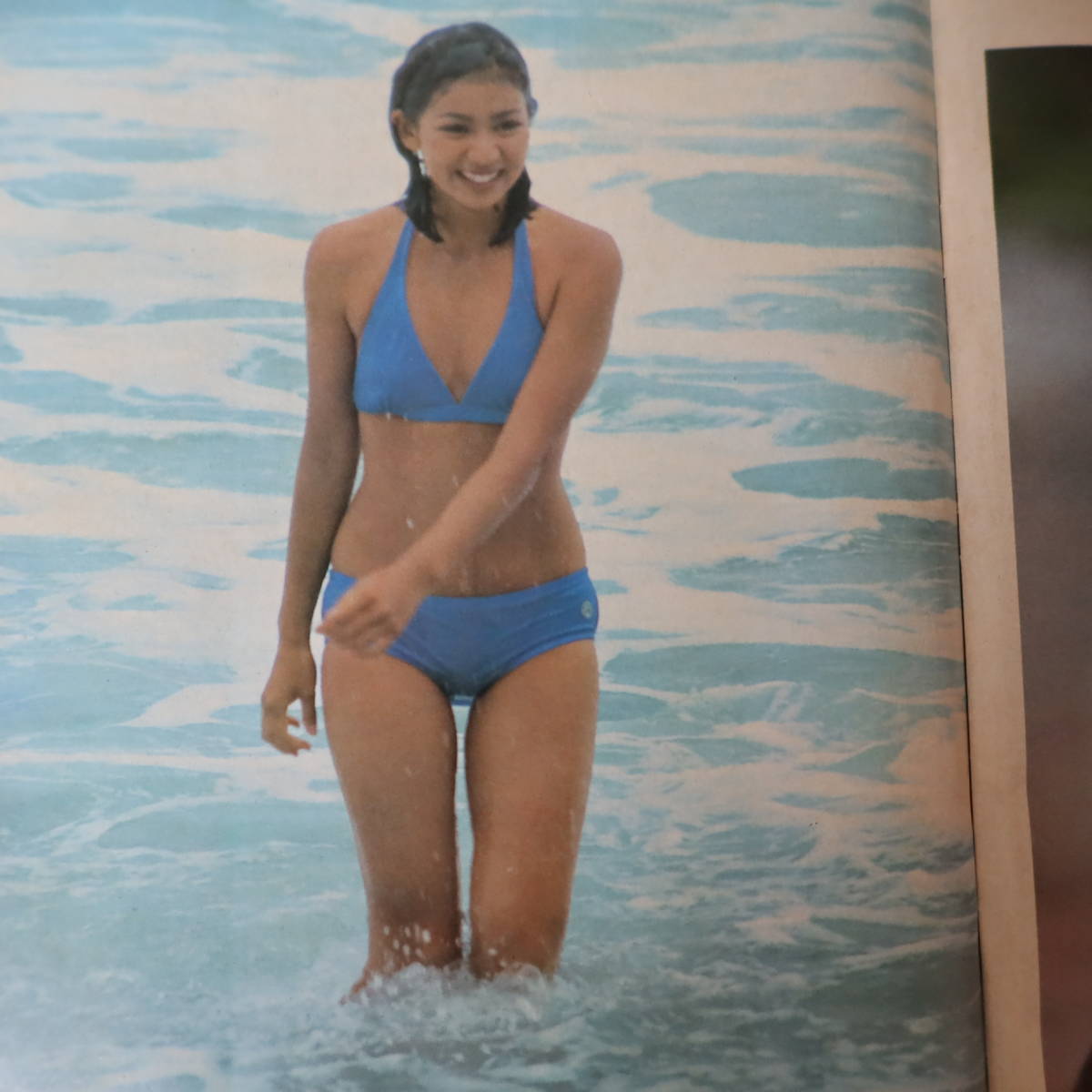 【雑誌】稀少 昭和レトロ 話のチャンネル 片平なぎさ 水着 ビキニ 写真 ピンナップポスター付 1977年 昭和52年12月10日 日本文芸社 4