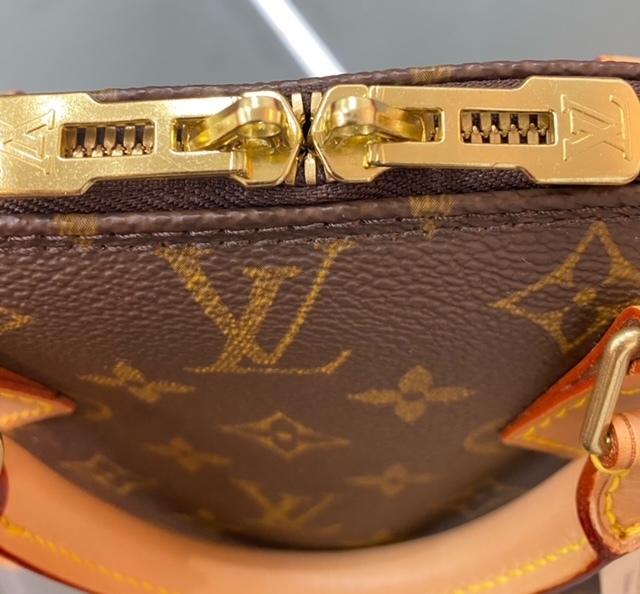 95538 ☆ LOUIS VUITTON ルイヴィトン LV M51127 エリプスPM