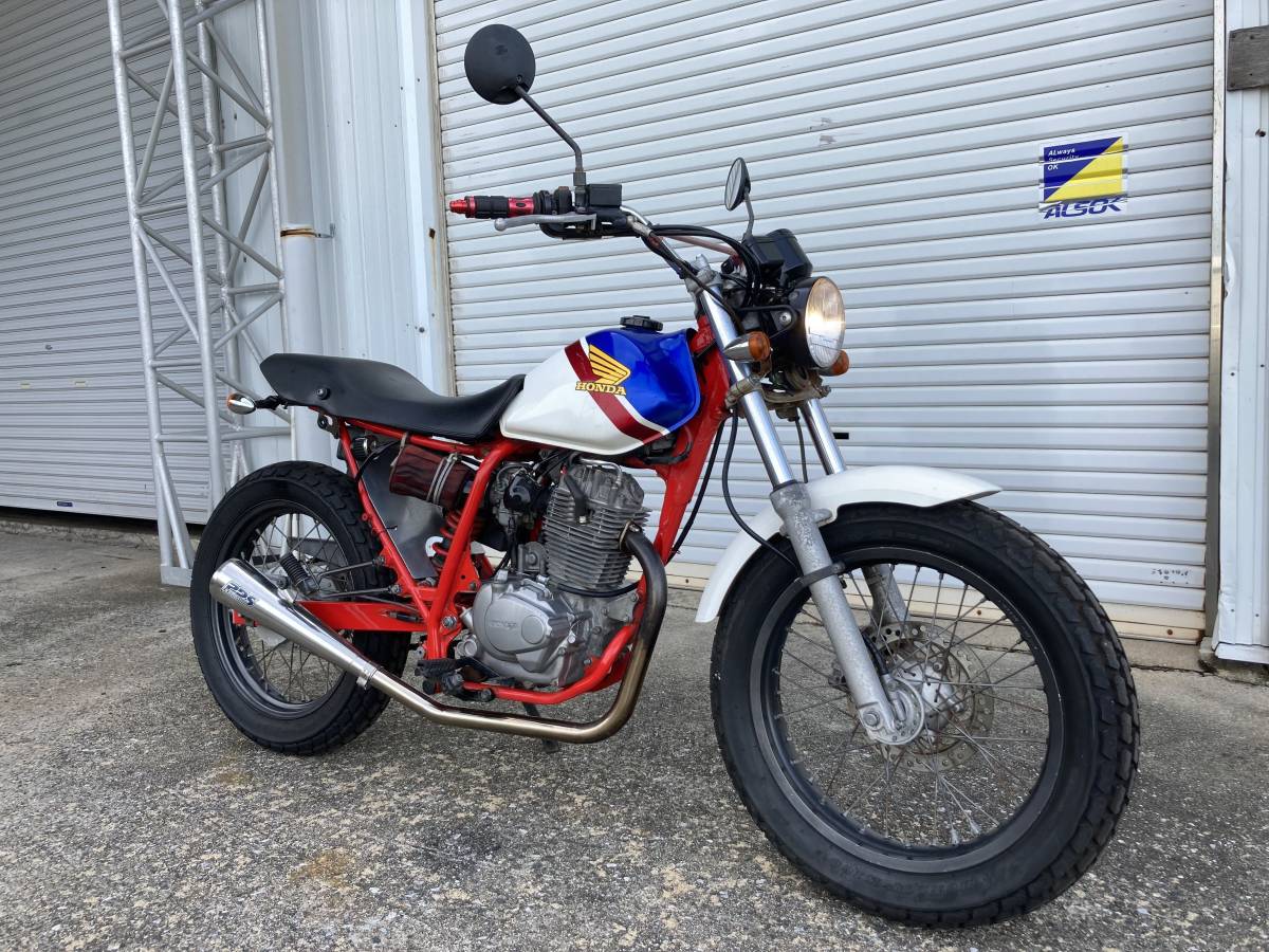 11周年記念イベントが AS9-2.ホンダ FTR223 MC34型 トリコロールカラー