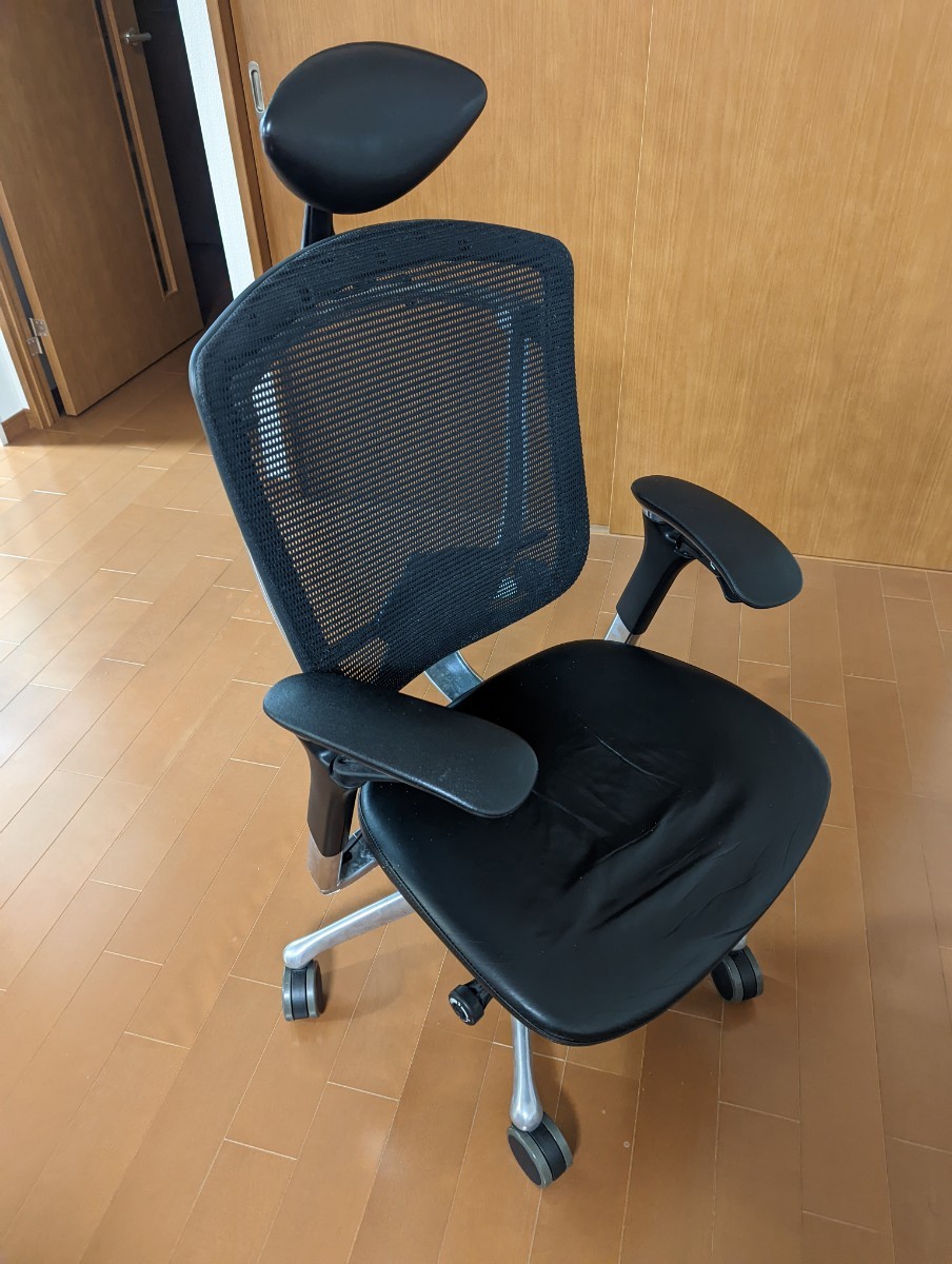 人気ショップが最安値挑戦!】 オフィスチェア オカムラ ヘッドレスト 値段 オカムラ コンテッサ ブラック オフィスチェア デスクチェア