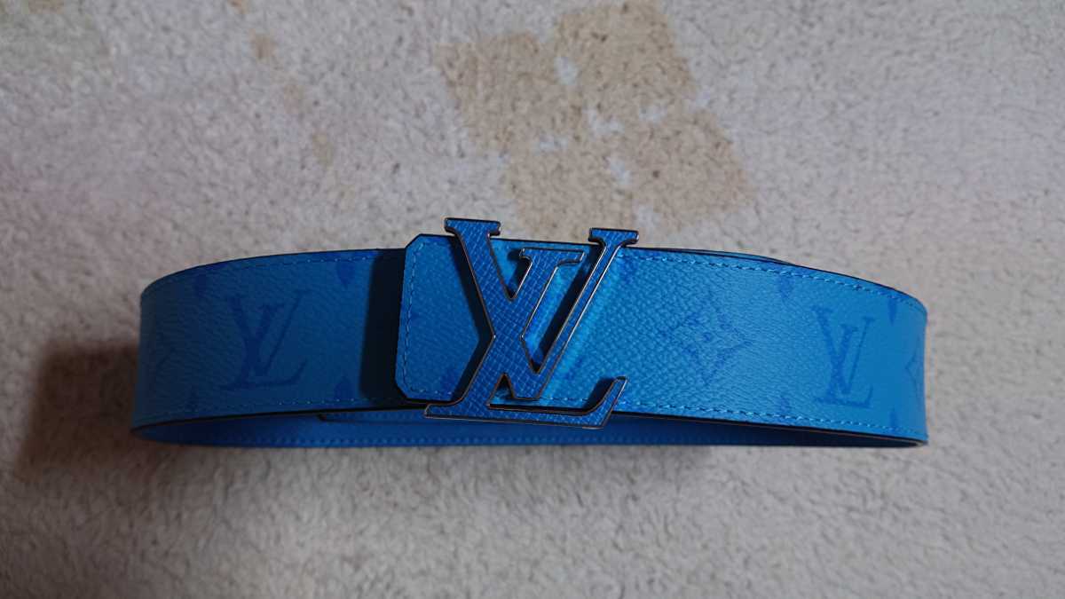 未使用 LOUIS VUITTON ルイヴィトン M0264 モノグラム タイガ サン