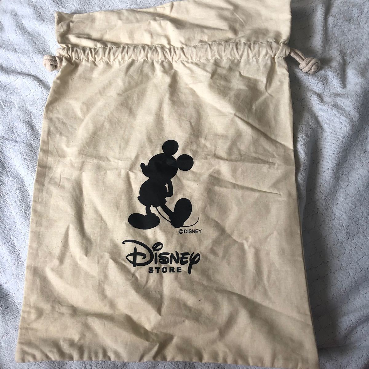 Paypayフリマ ディズニーストア ミッキー ギフトバッグ 巾着袋 Paypayフリマ ディズニーストア ミッキー ギフトバッグ 巾着袋