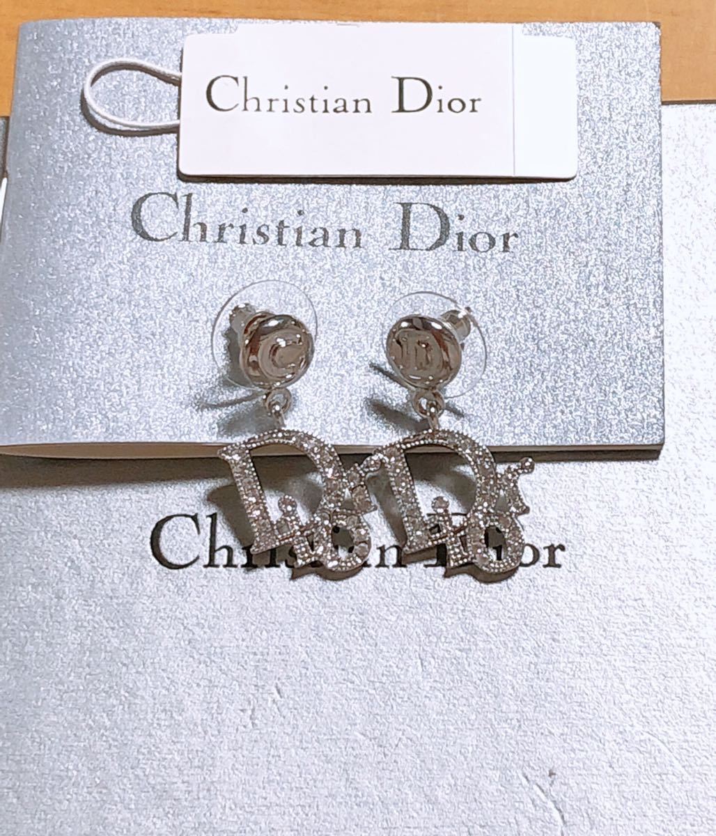高速配送 Christian Dior 揺れるピアス シルバー リボン ilam.org