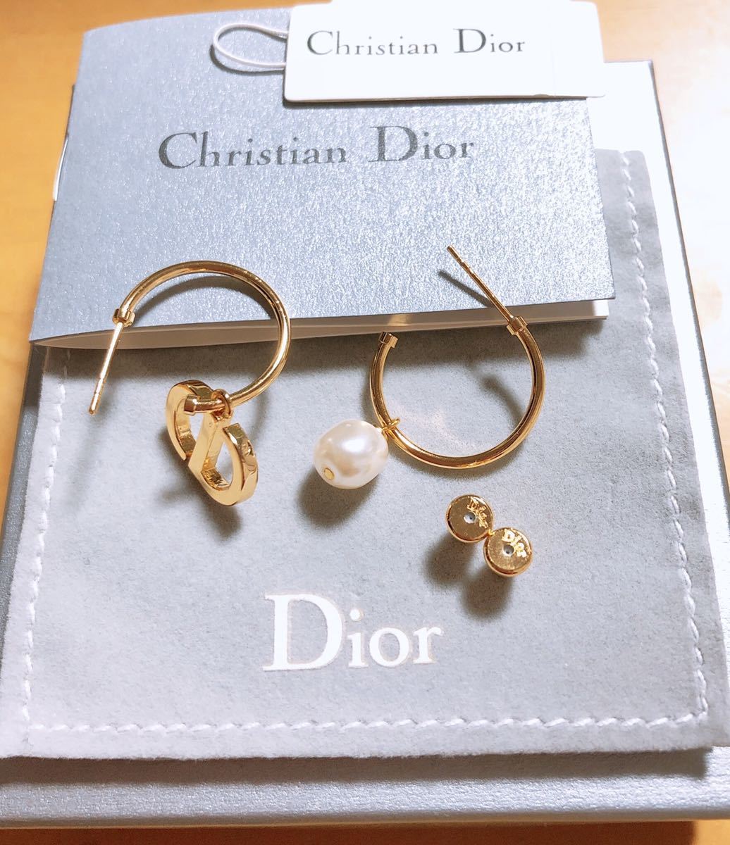 Christian Dior ディオール 揺れるピアス ゴールド ロゴマーク フープ _画像7