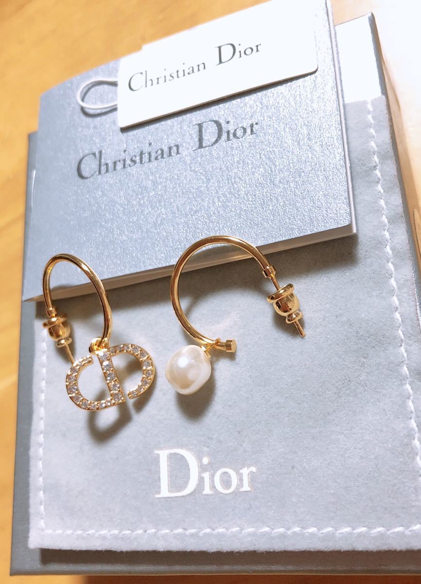 Christian Dior】ディオール ピアス フープ ゴールド ロゴ 宅配便配送