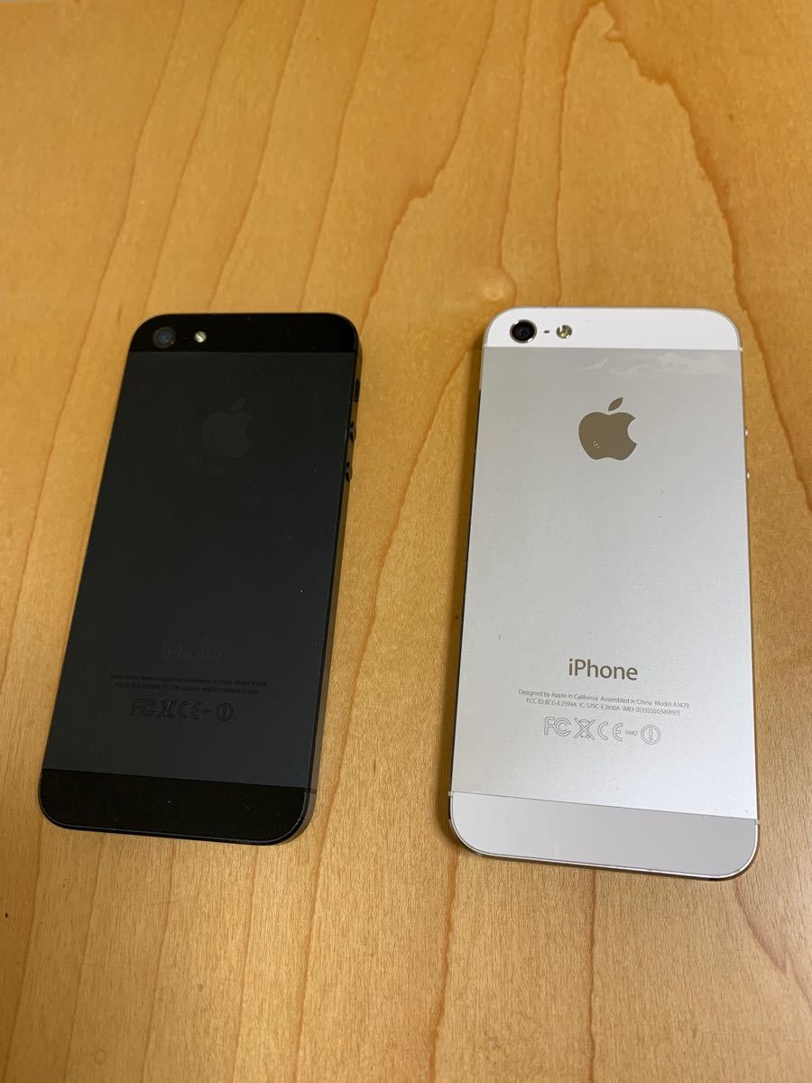 iphone5 2台　black16gb と　white32gb