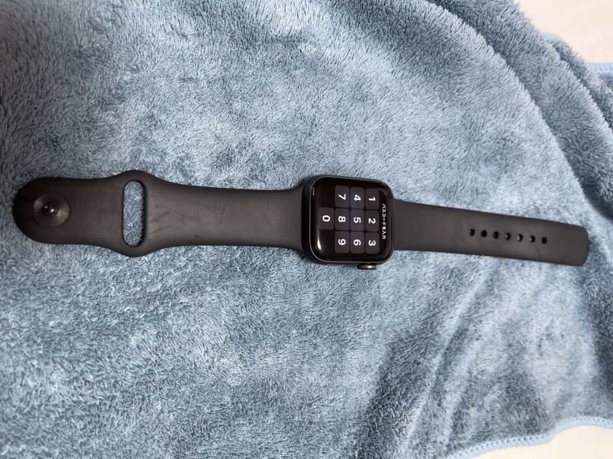 Apple Watch Series 6（GPSモデル）- 40mmスペースグレイアルミニウム