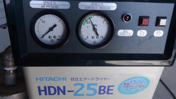 △日立 エアードライヤー HDN-25BE +真空ポンプ MEA-22E 200 △日立 エアードライヤー HDN-25BE +真空ポンプ MEA-22E 200
