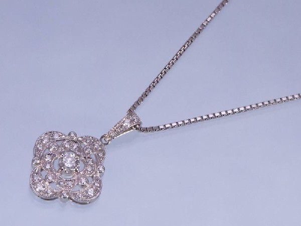 ダイヤ0.22ct ダイヤ0.27ct ベネチアン プラチナ ネックレス www