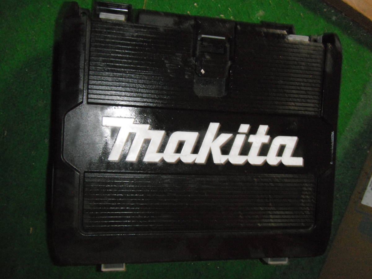 ●makita/マキタ TD161D 充電式インパクトドライバ 14.4V 充電器+バッテリー付　中古●_画像4