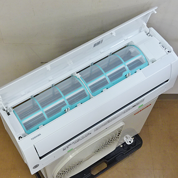 TOSHIBA【RAS-2210TM】東芝 内部乾燥運転 ルームエアコン おもに6畳用